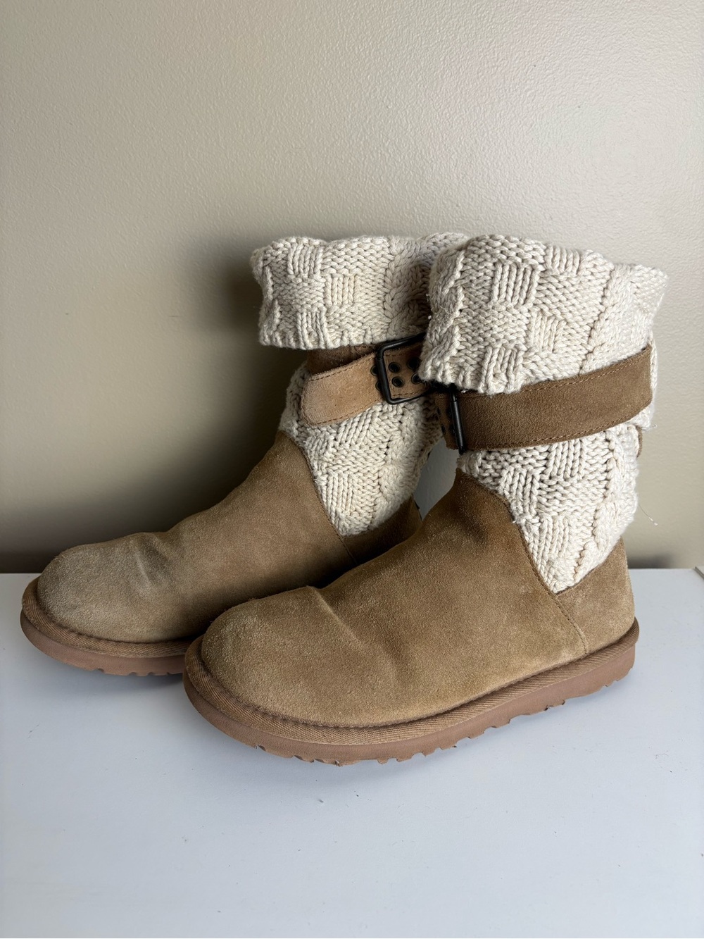 UGG Australia Cassidee Knit Cuff Boots Chestnut Suede Size 6